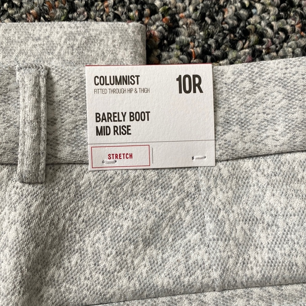 NWT Express Columnist Barely Boot Midrise Stretch size 10r